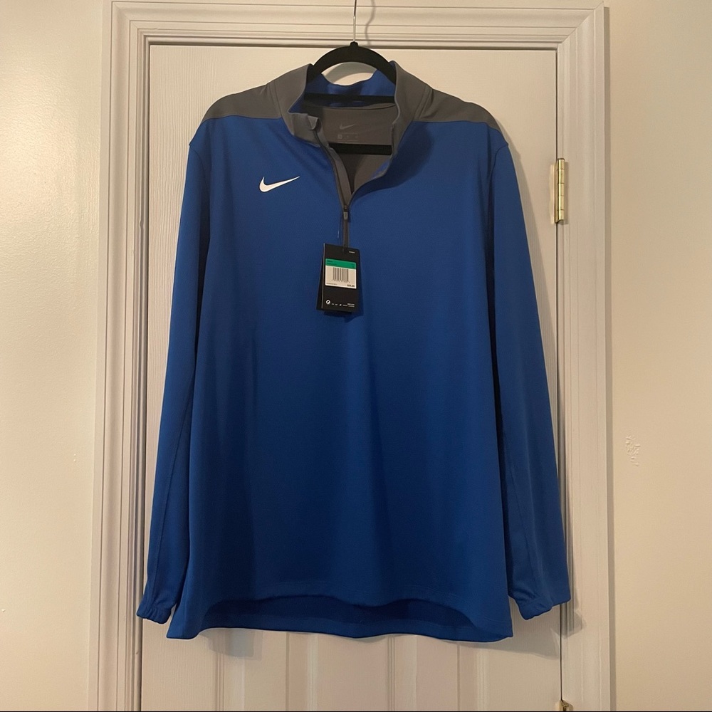 nike pullover